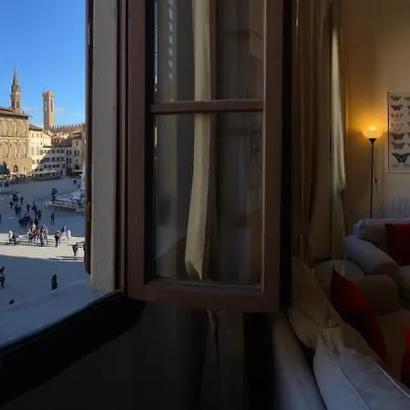 Piazza Signoria 1, * Florence